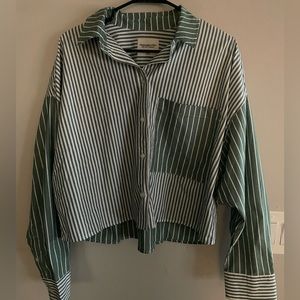 Abercrombie and Fitch, green and white cropped button up
